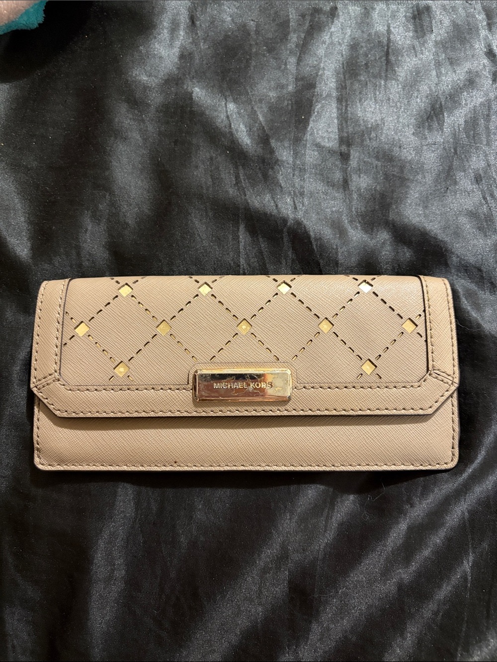 Michael Kors Jamey Diamond Studded Flap Wallet - Taupe/Beige